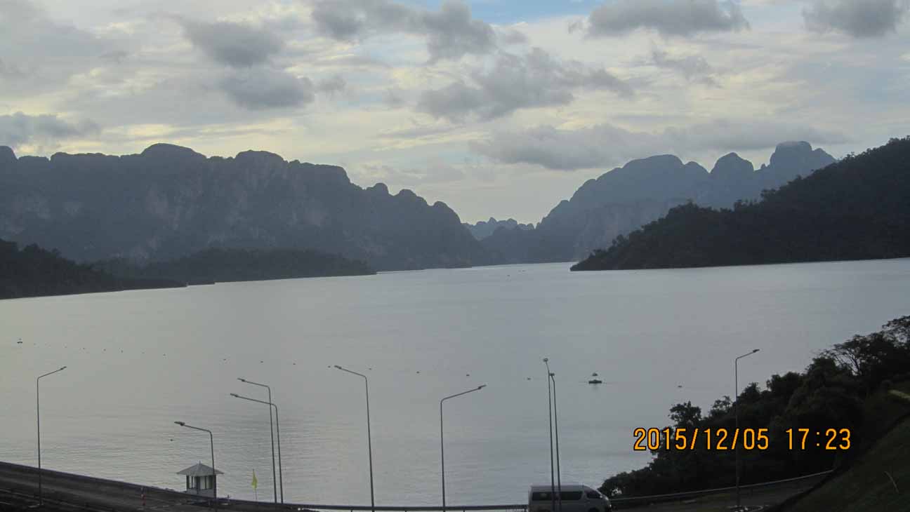 Dam_panorama 07.JPG 57.9K
